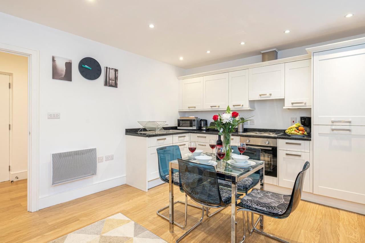 לונדון Turnmill Apartments מראה חיצוני תמונה